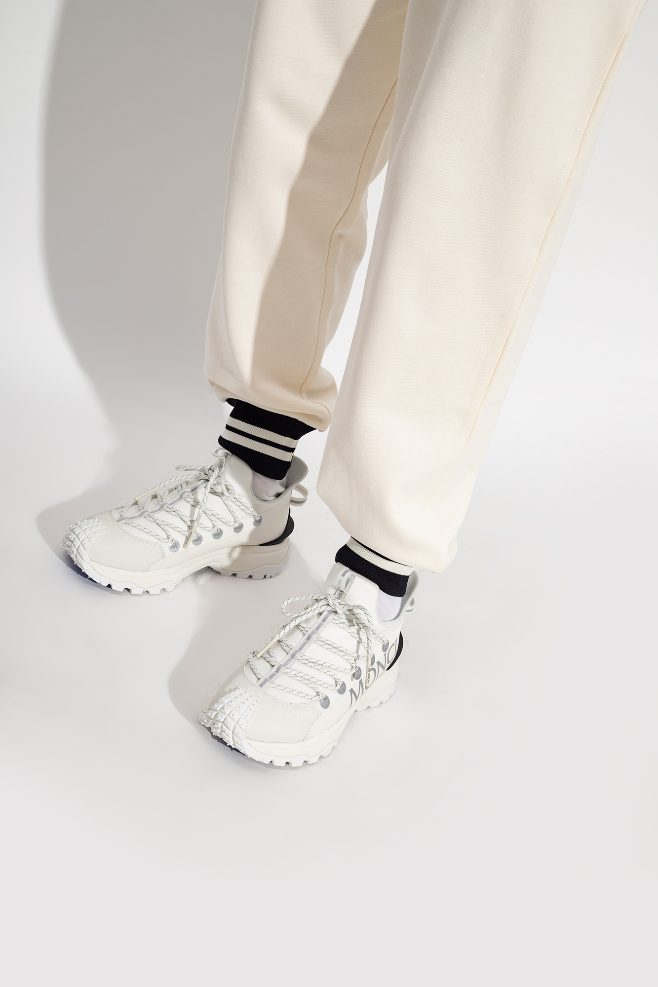 White 'Trailgrip Lite2' sneakers Moncler - Vitkac Canada